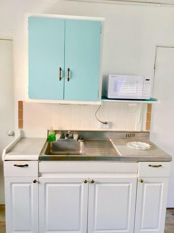 Malibu Resort Motel St. Pete Beach Extérieur photo
